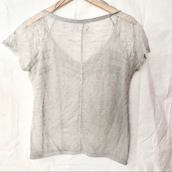 Women’s Shirt with lace shoulder and front - XL - Picture 7 of 8